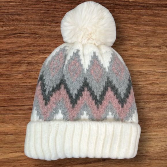 NWT Revolve Hat Attack Fair Isle Pom Cozy Knit Beanie Ivory‎ Women’s OS - Picture 7 of 7